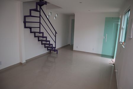 Casa para alugar com 120m², 3 quartos e 3 vagasSALA