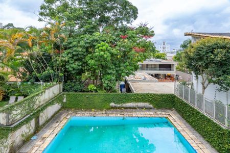 Casa à venda com 378m², 5 quartos e 4 vagas