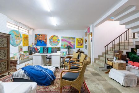 Casa à venda com 378m², 5 quartos e 4 vagas