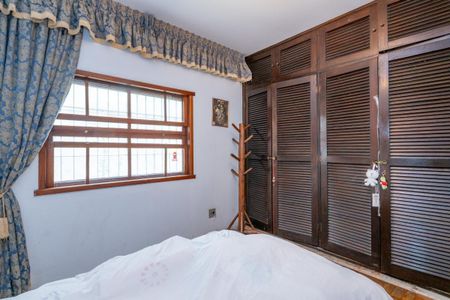 Casa à venda com 4 quartos, 378m² em Vila Ida, São Paulo