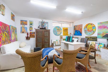 Casa à venda com 378m², 5 quartos e 4 vagas