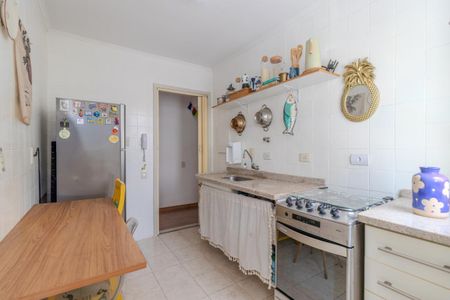 Apartamento à venda com 2 quartos, 57m² em Nova Piraju, São Paulo