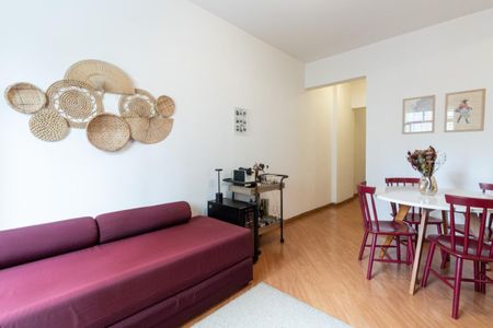 Apartamento à venda com 65m², 2 quartos e 1 vaga