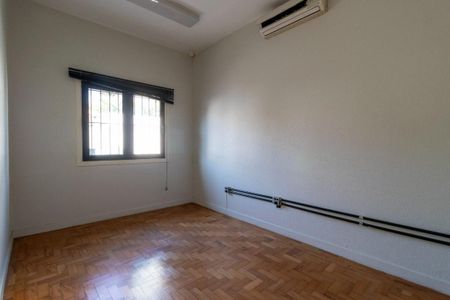 Casa à venda com 3 quartos, 358m² em Vila Congonhas, São Paulo