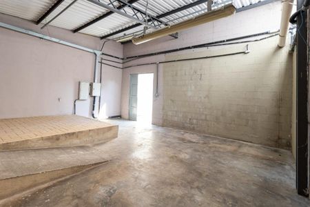 Casa à venda com 358m², 3 quartos e 6 vagas