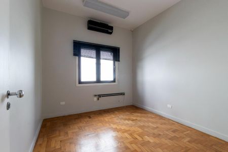 Casa à venda com 3 quartos, 358m² em Vila Congonhas, São Paulo