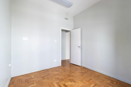Casa à venda com 3 quartos, 358m² em Vila Congonhas, São Paulo