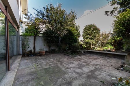 Casa à venda com 5 quartos, 209m² em Jardim Novo Mundo, São Paulo