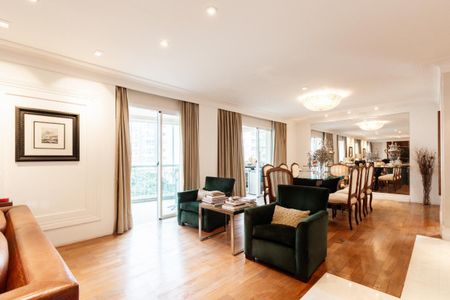 Apartamento à venda com 4 quartos, 243m² em Indianópolis, São Paulo