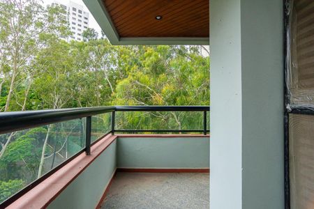 Apartamento à venda com 156m², 4 quartos e 3 vagas