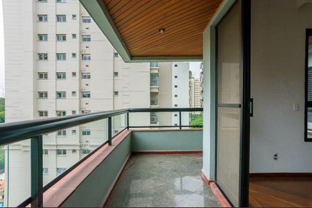 Apartamento à venda com 156m², 4 quartos e 3 vagas