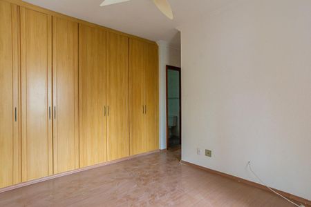 Apartamento à venda com 156m², 4 quartos e 3 vagas