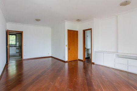 Apartamento à venda com 156m², 4 quartos e 3 vagas