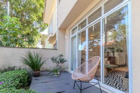 Casa à venda com 3 quartos, 116m² em Jardim Novo Mundo, São Paulo