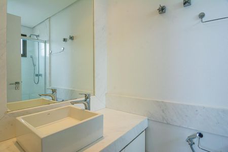Apartamento à venda com 283m², 3 quartos e 4 vagas