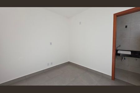 Casa para alugar com 180m², 3 quartos e 2 vagas
