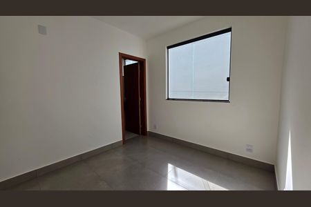 Casa para alugar com 180m², 3 quartos e 2 vagas