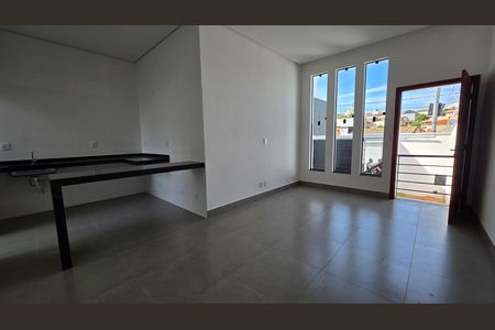 Casa para alugar com 180m², 3 quartos e 2 vagas