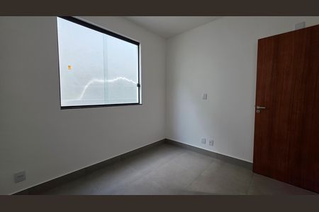 Casa para alugar com 180m², 3 quartos e 2 vagas