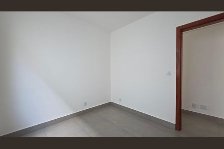 Casa para alugar com 180m², 3 quartos e 2 vagas