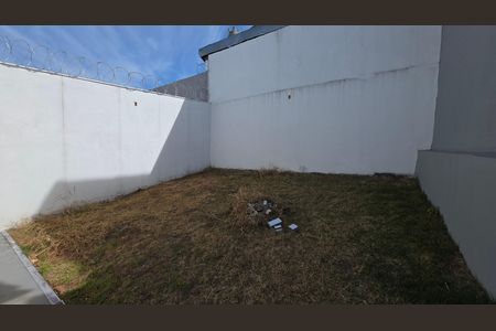 Casa para alugar com 180m², 3 quartos e 2 vagas