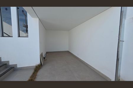 Casa para alugar com 3 quartos, 180m² em Sta Cruz, Vespasiano
