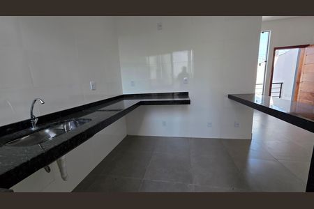 Casa para alugar com 3 quartos, 180m² em Sta Cruz, Vespasiano