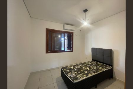 Casa para alugar com 49m², 2 quartos e 1 vaga