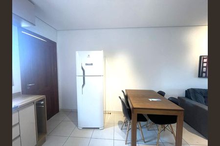 Casa para alugar com 49m², 2 quartos e 1 vaga