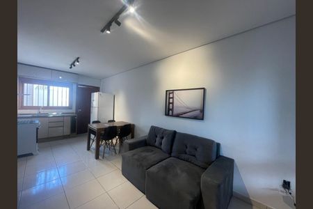 Casa para alugar com 49m², 2 quartos e 1 vaga