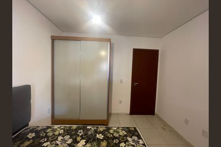 Casa para alugar com 49m², 2 quartos e 1 vaga