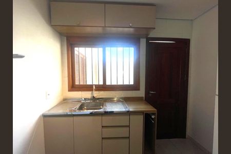 Casa para alugar com 49m², 2 quartos e 1 vaga