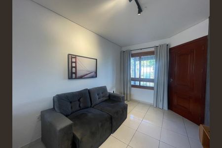 Casa para alugar com 49m², 2 quartos e 1 vaga