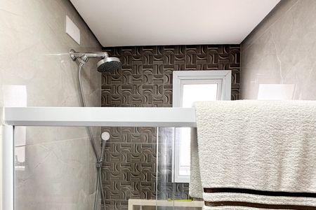 Banheiro Social de apartamento à venda com 2 quartos, 52m² em Santa Terezinha, São Bernardo do Campo
