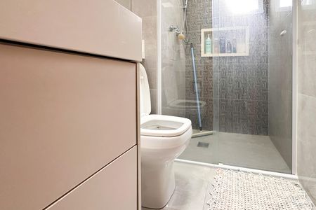 Apartamento à venda com 52m², 2 quartos e 1 vaga Apartamento à venda com 52m², 2 quartos e 1 vagaBanheiro Social