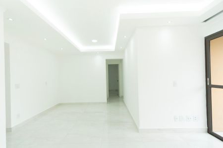 Apartamento para alugar com 79m², 3 quartos e 2 vagas Apartamento para alugar com 79m², 3 quartos e 2 vagasSala