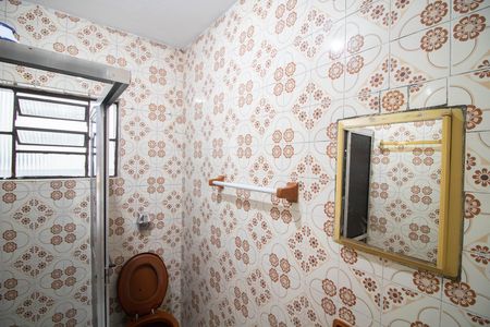 Casa para alugar com 110m², 3 quartos e sem vagaBANHEIRO
