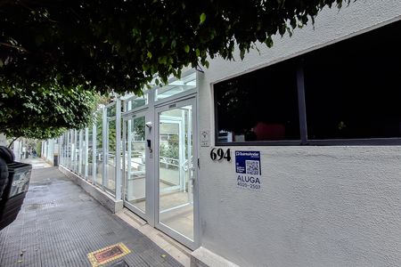 Apartamento para alugar com 93m², 3 quartos e 1 vagaFachada com Plaquinha