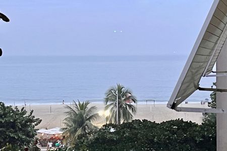 Vista do quarto 1 de apartamento para alugar com 2 quartos, 107m² em Copacabana, Rio de Janeiro