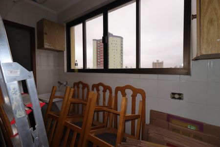 Apartamento para alugar com 106m², 3 quartos e 1 vagaÁrea de Serviço