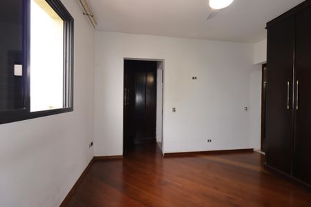 Apartamento para alugar com 106m², 3 quartos e 1 vagaSuíte