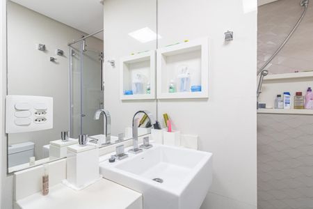 Apartamento à venda com 43m², 1 quarto e 1 vaga Apartamento à venda com 43m², 1 quarto e 1 vagaBanheiro