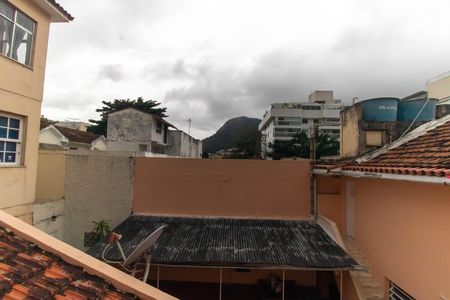 Casa para alugar com 300m², 5 quartos e 4 vagas Casa para alugar com 300m², 5 quartos e 4 vagasVista do Quarto 4