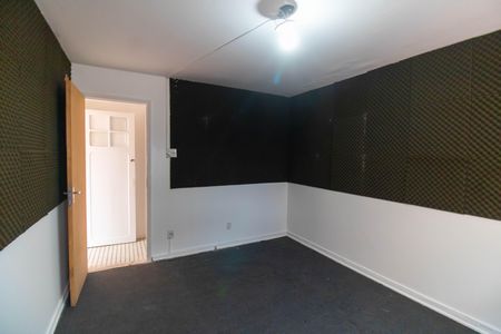 Casa para alugar com 300m², 5 quartos e 4 vagas Casa para alugar com 300m², 5 quartos e 4 vagasAnexo