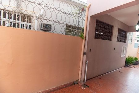 Casa para alugar com 300m², 5 quartos e 4 vagas Casa para alugar com 300m², 5 quartos e 4 vagasVista do Quarto 1