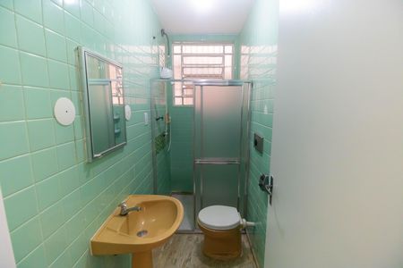 Casa para alugar com 300m², 5 quartos e 4 vagas Casa para alugar com 300m², 5 quartos e 4 vagasBanheiro Social