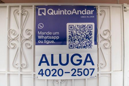 Casa para alugar com 300m², 5 quartos e 4 vagas Casa para alugar com 300m², 5 quartos e 4 vagasPlaquinha
