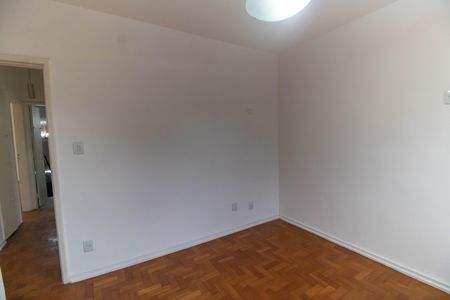 Casa para alugar com 300m², 5 quartos e 4 vagas Casa para alugar com 300m², 5 quartos e 4 vagasQuarto 4