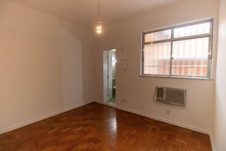 Casa para alugar com 300m², 5 quartos e 4 vagas Casa para alugar com 300m², 5 quartos e 4 vagasSuíte