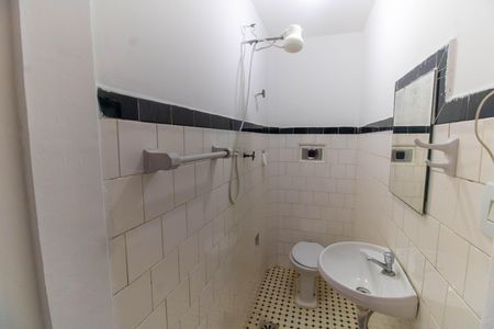 Casa para alugar com 300m², 5 quartos e 4 vagas Casa para alugar com 300m², 5 quartos e 4 vagasAnexo